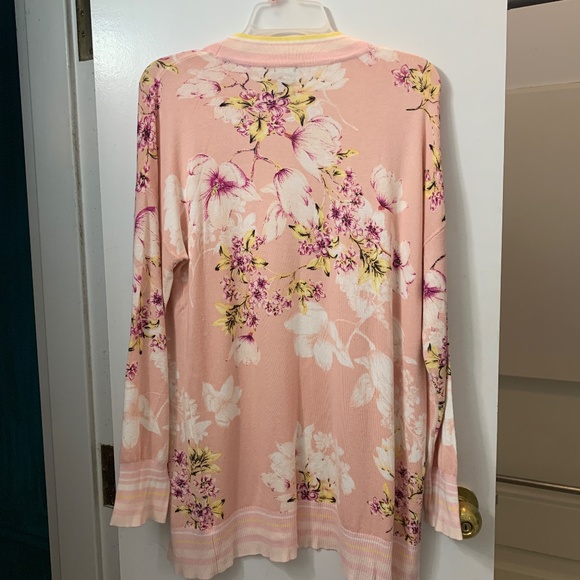 Cardigan - Picture 2 of 2